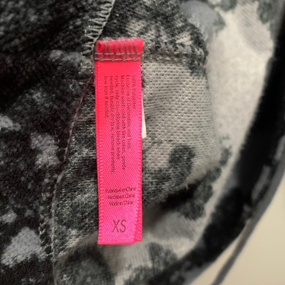 Betsey Johnson Bathrobe XS - Picture 3 of 8